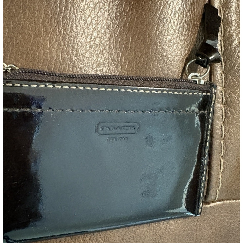 Coach black patent leather Silver Zip Closed card wallet - Picture 3 of 8